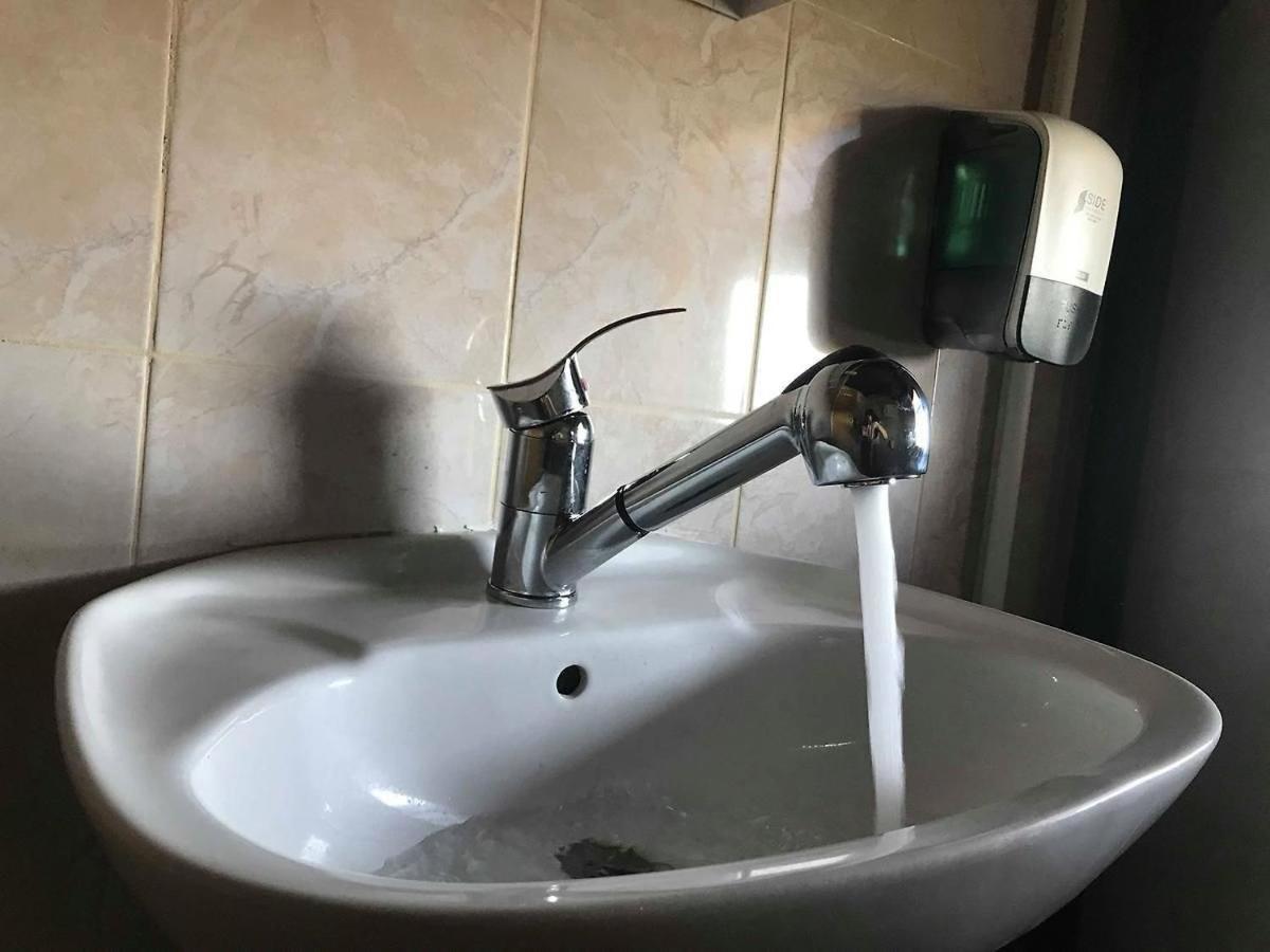 Hostel Flamingo コスティネシュティ エクステリア 写真